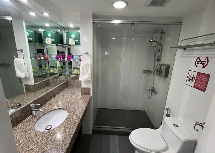 公寓 Stunning 2br Apt, 65 Sq M Netflix At Rosewood Pointe Residences Near Bgc 马尼拉