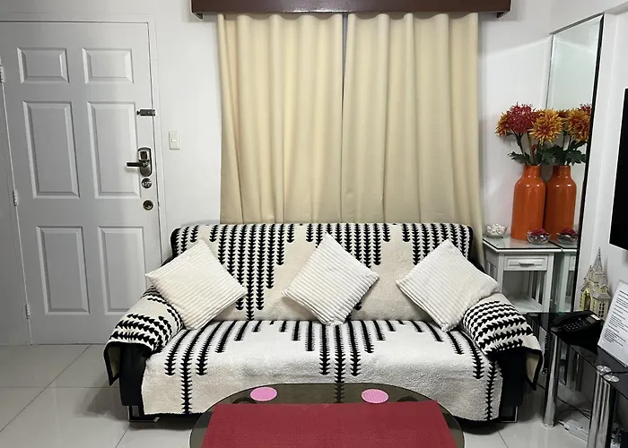 Stunning 2br Apt, 65 Sq M Netflix At Rosewood Pointe Residences Near Bgc *