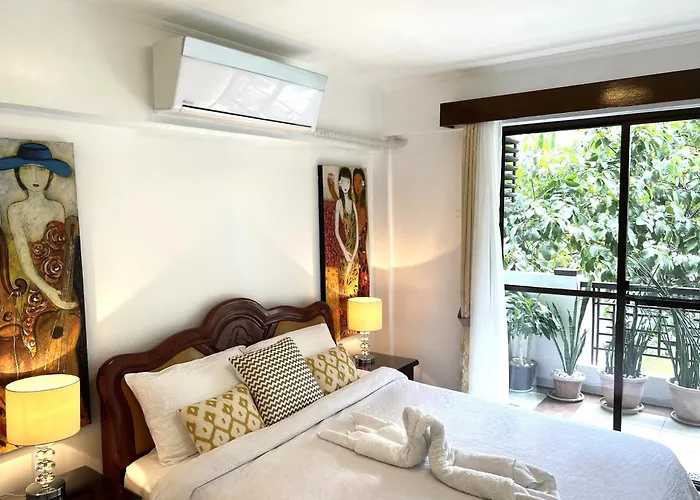 Stunning 2br Apt, 65 Sq M Netflix At Rosewood Pointe Residences Near Bgc 公寓