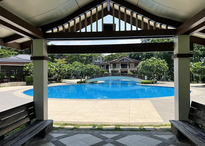 Stunning 2br Apt, 65 Sq M Netflix At Rosewood Pointe Residences Near Bgc